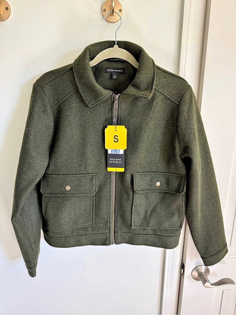 Banana Republic Utility Jacket in Green Size Small NWT